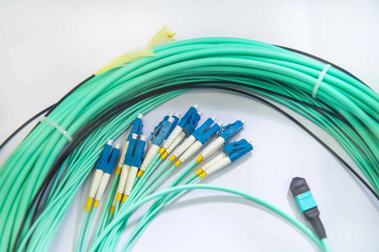 MPO-12 Cables